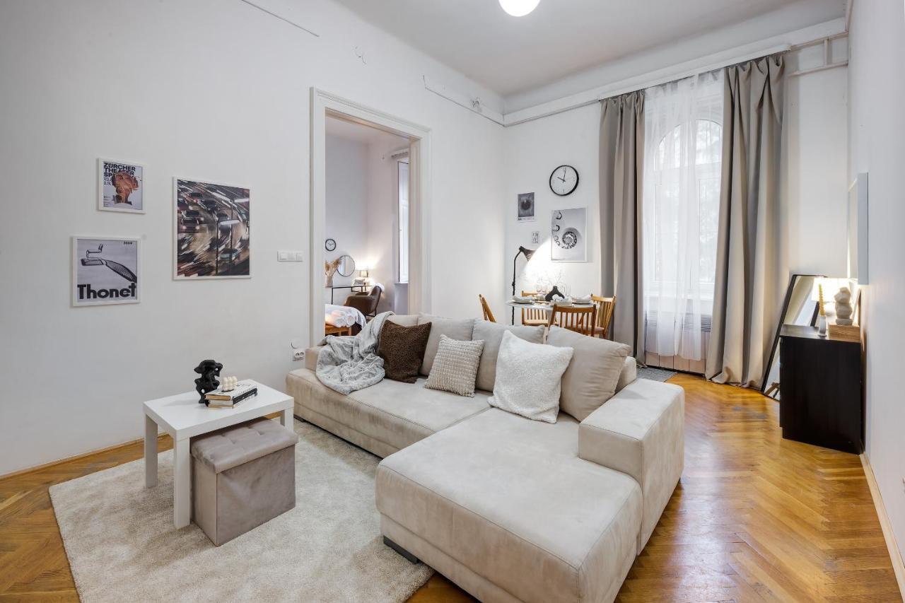 Felsoerdosor Residence Budapest Extérieur photo